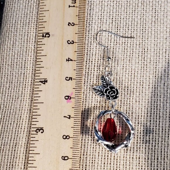 Vampire Goth Blood Red Crystal Teardrop Roses Dead Vines Silver Enamel Earrings - Picture 7 of 7